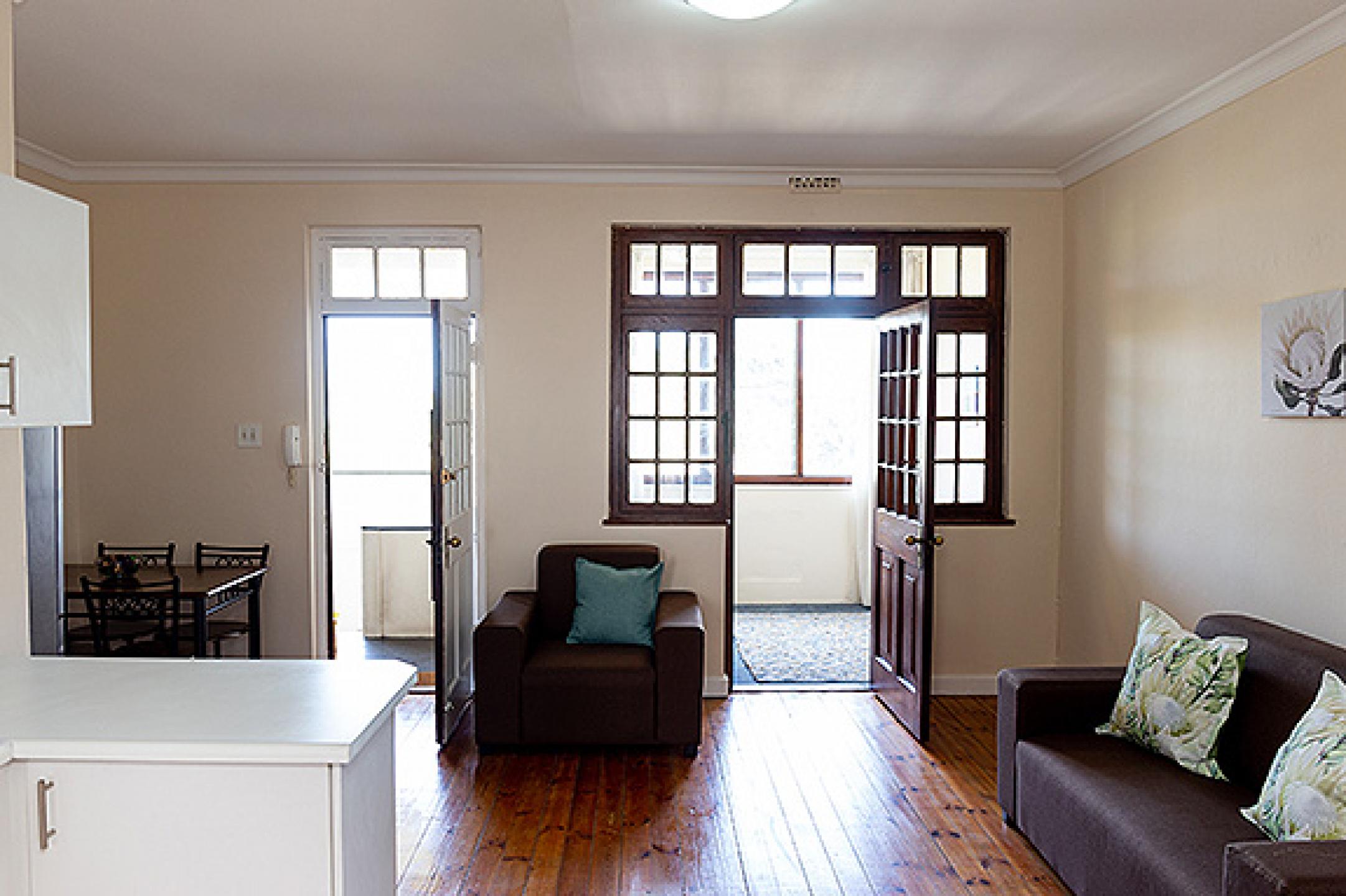 Lounge Hillside Flats - lounge